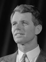 로버트 F. 케네디, 로스쿨 졸업 (1951)