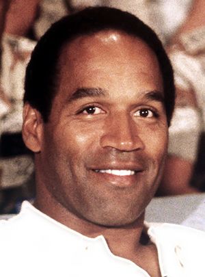 O. J. 심슨은 1980년대와 1990년대 허츠 광고에 출연했다.