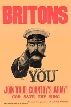 1914년 영국에서 사용된 "키치너 경, 당신을 원한다(Lord Kitchener Wants You)!" 모병 포스터. 제1차 세계 대전 당시 대표적인 선전물 중 하나이다.