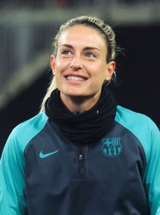 2024년 [[FC 바르셀로나 페메니|바르셀로나]] 소속의 푸테야스