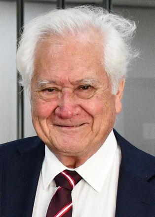 2023년의 로드 세벨레