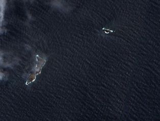 2022년 2월에 촬영된 훙가통가와 훙가하파이 섬