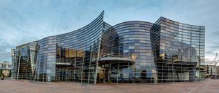 [[크라이스트처치 미술관]]