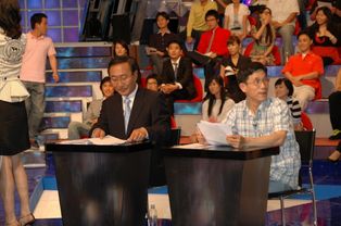 [[노회찬]](좌)과 '''진중권'''(우)