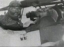 제1차 세계 대전 중 포커 D.VII를 탄 괴링의 영화 클립(1918년)