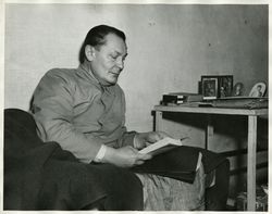 1945년12월 21일, 뉘른베르크 교도소 독방의 괴링.
