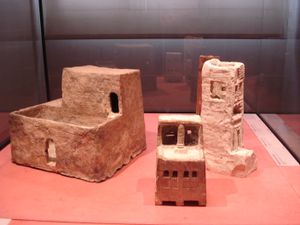 고대 이집트 주택 모형들, 루브르 박물관