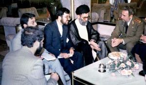 제8차 비동맹회의에 참석한 알리 하메이니와 피델 카스트로