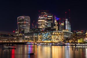 세계 최대의 금융 중심지 중 하나인 런던 시티(City of London)