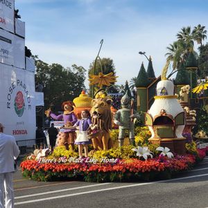 오즈의 마법사 (1939년 영화) 꽃차, 2023 로즈 퍼레이드