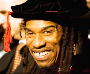 영국의 라스타파리안 시인인 벤저민 제파니아(Benjamin Zephaniah)