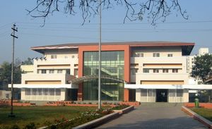 스파이서 안식일예수재림교 대학교의 학생회관 건물