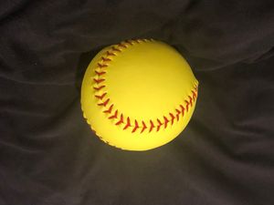 현대식 형광 노란색 소프트볼