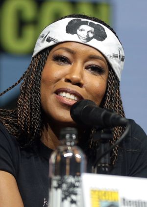 레지나 킹의 연기는 광범위한 비평가들의 찬사를 받았으며, 그녀에게 아카데미 여우조연상을 안겨주었다.