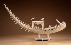 무르시다바드의 예술. 벵골 나와브의 왕실 공작선을 본뜬 상아 코끼리 엄니 공예품