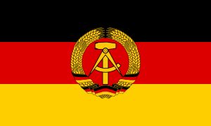 동독의 국기.