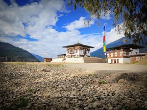 셀룽 고엔파: 소남 니둡 사진.