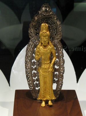 관음보살의 금박상, 천훈탑에서 발견됨, 서기 800년경