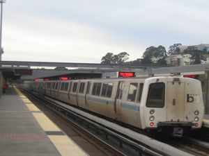 베이 에어리어 급행