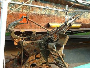 북한 공작선에 탑재된 [[ZPU|ZPU-2 대공포]]