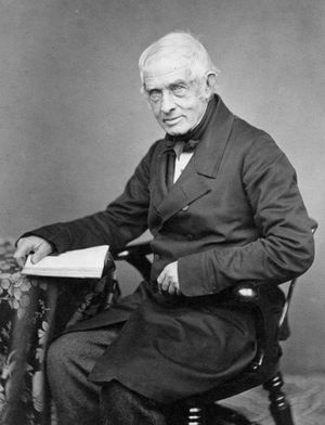 존 크로퍼드(John Crawfurd)는 스코틀랜드 외교관으로, 1822년 라따나꼬신 왕국 시대에 시암과 대영 제국 간의 최초의 공식 접촉을 이룬 영국 사절단의 대표였다.