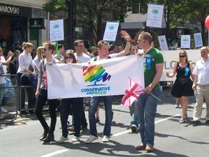 2010년 프라이드 런던에 참석한 보수당 지지자들