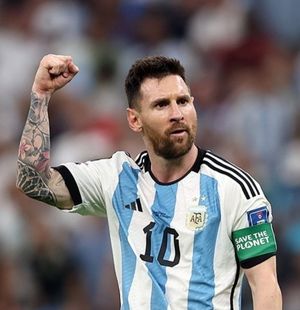 8회 발롱도르 수상자이자 현재 아르헨티나 축구 국가대표팀 주장인 리오넬 메시(Lionel Messi)