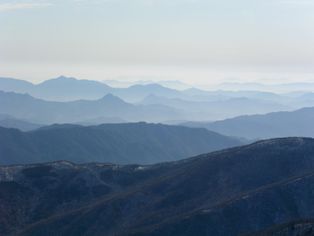 향적봉에서 찍은 덕유산 사진