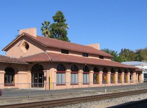 역사적인 사크라멘토 웨스턴 퍼시픽 역은 1970년까지 캘리포니아 제퍼가 운행했다.