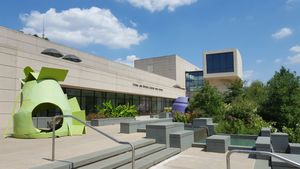 카첸 예술센터(Katzen Arts Center)