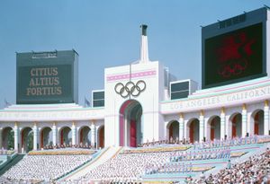 로스앤젤레스 메모리얼 콜리세움 개막식