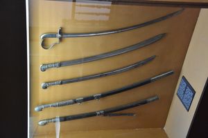 왕궁 박물관(Museo de las Casas Reales)에 있는 스페인 식민지 시대의 검