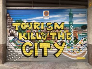 관광객을 거부하는 거리 예술