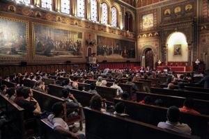 바르셀로나 대학교 본관