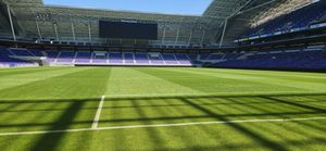 히로시마 에디온 피스 윙 경기장