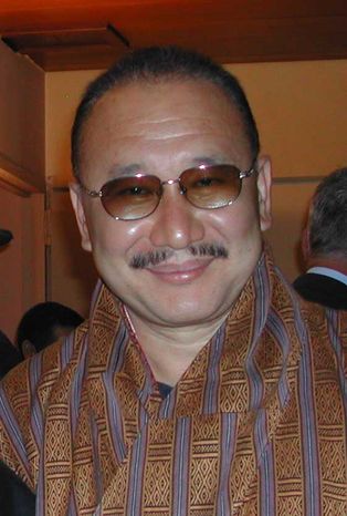 상가이 응게두프 (2005년 5월)