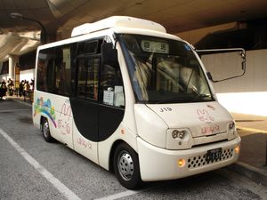 타치카와시 쿠루린 버스 히노 폰초(初代)