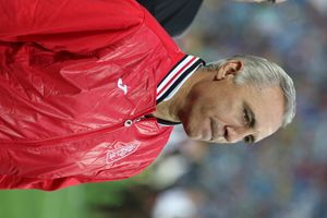 흐리스토 스토이치코프는 1994년 발롱도르, 월드 골든 부츠, 유러피언 골든 부츠를 수상했다. 그는 불가리아를 1994년 월드컵 준결승으로 이끌었고, 1992년 바르셀로나를 UEFA 챔피언스리그 우승으로 이끌었다.