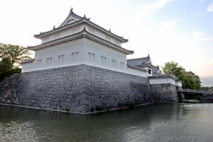 순부성의 복원된 다쓰미야구라(망루)