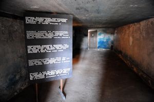 마이다네크 가스실 내부, 프러시안 블루 잔여물