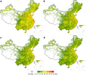 a는 중국에서의 외국 최종 소비의 탄소발자국(CF) 집중 지역을 보여준다. b–d는 각각 미국, 홍콩, 일본의 소비 탄소발자국 집중 지역을 보여준다. 모든 외국 지역 중 미국, 홍콩, 일본이 중국에서 가장 큰 CF를 가지고 있으며, 2012년 중국의 총 외국 CF에 각각 약 23.0%, 10.8%, 9.0%를 기여했다.