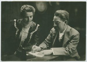 1895년 함께 작업하는 베아트리스 웹과 시드니 웹