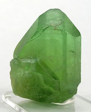 감람석(Olivine). 보석명 페리도트(Peridot)