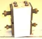 1974년의 유기 고분자 전압 제어 스위치. 현재 스미스소니언 칩 컬렉션에 소장되어 있음