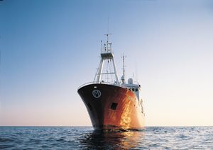 폴라프론트}}호.