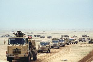 걸프 전쟁 당시 영국군 차량 행렬