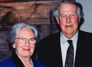 힐러리와 그의 두 번째 부인 준 멀그루(1998년)