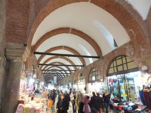 에디르네(Edirne) 세림예 모스크 단지의 아라스타(arasta)