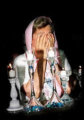 유대교 안식일을 지키는 장면