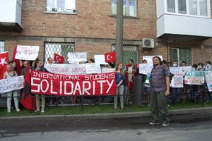 6월 3일, 우크라이나 키예프의 시위대.